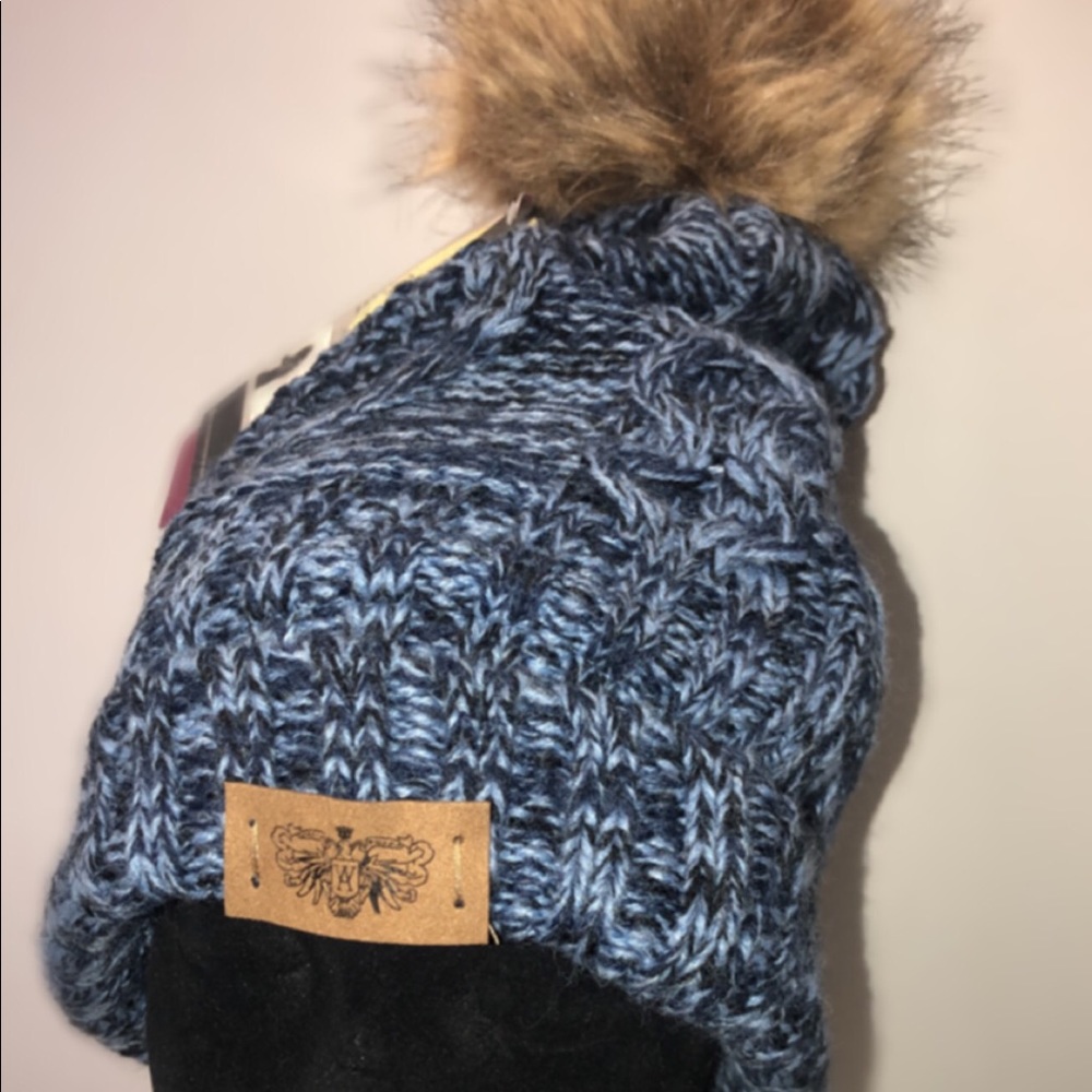 Knit Beanie with Faux Fur Pom Pom & Fleece Lining - Picture 2 of 2